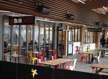 new-zealand/hamilton/restaurant/up-in-smoke-restaurant