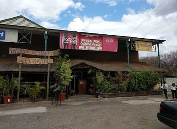 botswana/kasane/restaurant/pizza-plus-coffee-curry