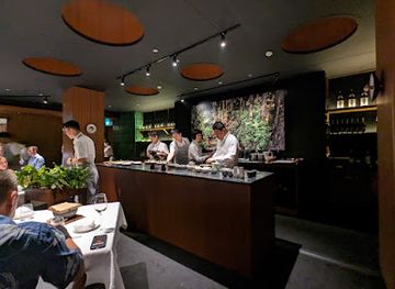 japan/tokyo/restaurant/narisawa
