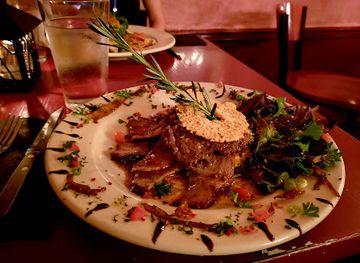 florida/tallahassee/restaurant/clusters-hops-wine-retail-restaurant