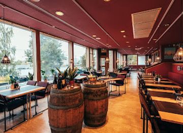 finland/savonlinna/restaurant/ravintola-est-1969-campfire-terrace