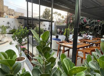 ethiopia/mekele/restaurant/crescent-lounge-beverage