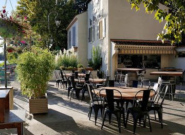 france/avignon/pont-saint-benezet/restaurant/restaurant-le-bercail
