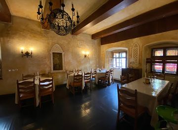 romania/sighisoara/restaurant/vlad-dracul-restaurant