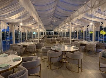 ukraine/kyiv-reservoir/restaurant/yakhta