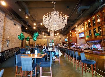 texas/houston/downtown-houston/restaurant/hearsay-on-the-green