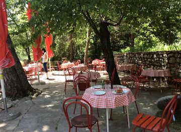 montenegro/cetinje/restaurant/kod-pera-na-bukovicu