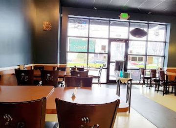 washington/kent/restaurant/naya-s-cafe