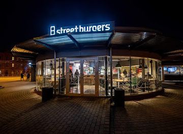 latvia/liepaja/restaurant/street-burgers-liepajas-burgernica