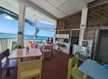 grenada/hillsborough/restaurant/kayak-kafe-main-store