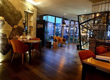 france/nantes/quartier-de-la-creation/restaurant/lulurouget