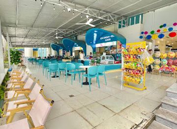 vietnam/ha-long/tuan-chau-island/restaurant/foodcabin