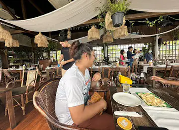The River Restaurant & Bar