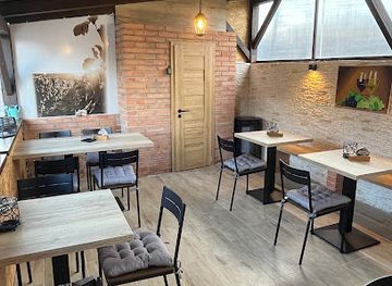 czechia/south-moravia/restaurant/posezeni-na-vyhlidce