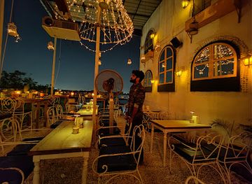 india/delhi/hauz-khas-village/restaurant/miabella