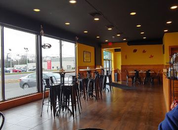 connecticut/bear-mountain/restaurant/mac-n-out-macaroni-cheese