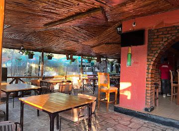 rwanda/kigali/restaurant/sundowner