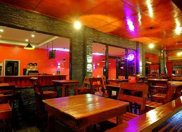 suriname/wia-wia-nature-reserve/restaurant/p-g-roti-restaurant-fried-chicken-meerzorg