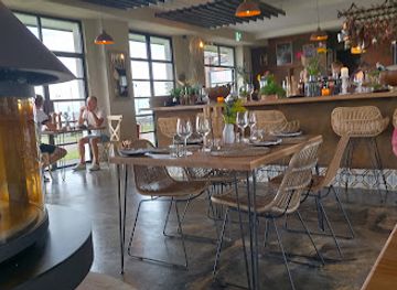 united-kingdom/whitby/restaurant/pizza-west