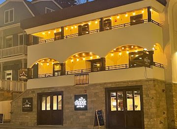 utah/park-city/restaurant/big-dipper-park-city-world-inspired-french-dip-sandwiches-and-salads