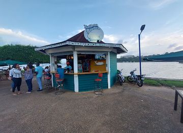 dominican-republic/samana-peninsula/restaurant/bar-restaurante-ballena-blanca-malecon-samana