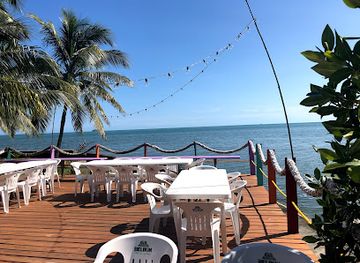 belize/glover-s-reef-atoll/restaurant/bird-s-isle-restaurant