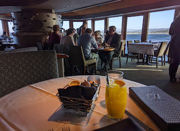 california/monterey/monterey-bay-aquarium/restaurant/chart-house