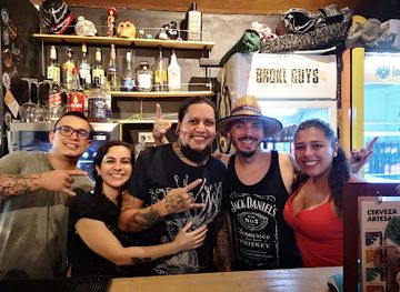 costa-rica/jaco/restaurant/broke-guys