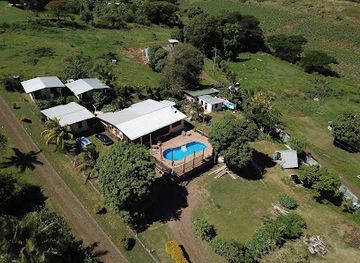 fiji/northern-division/restaurant/the-beehive-fiji