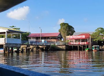 suriname/marienburg/restaurant/eethuis