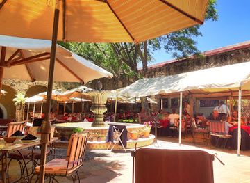 mexico/queretaro/restaurant/hacienda-los-laureles
