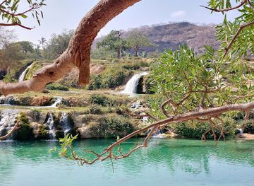 oman/dhofar-region/restaurant/omani-restaurant