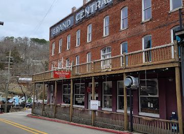 arkansas/eureka-springs/restaurant/grand-central-restaurant-and-taverne