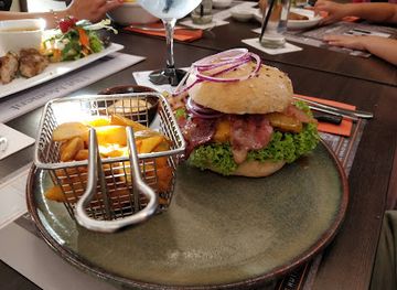 belgium/genk/restaurant/hut-moment