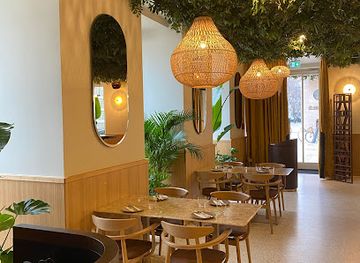 hungary/duna-ipoly-national-park/restaurant/flava-kitchen-more