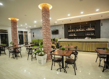 the-gambia/serrekunda/restaurant/peckish-restaurant