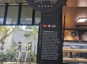 mauritius/pamplemousses/restaurant/banh-mi-vietnamese-sandwich