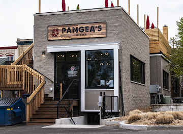 michigan/traverse-city/restaurant/pangea-s-pizza