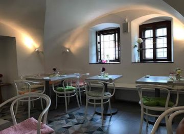 czechia/cesky-krumlov/restaurant/rizkova-restaurace-pivonka