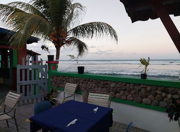 dominica/saint-patrick/restaurant/unique-seaview-restaurant