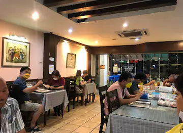 Wok & Pan East meet West Cuisine