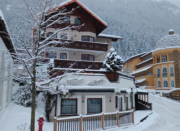 austria/paznaun/restaurant/meets-dine-wine