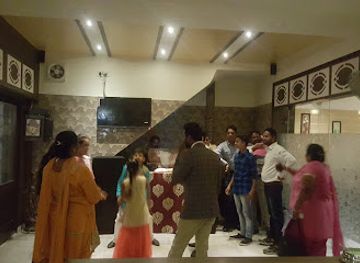 india/amritsar/restaurant/dine-inn-181