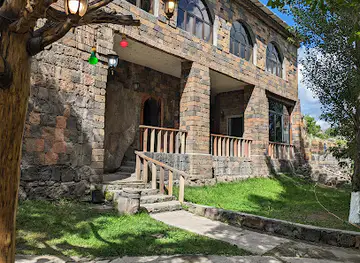 Քարանձավ (Karandzav)