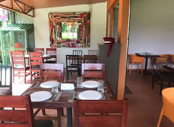 costa-rica/manuel-antonio/restaurant/hola-indian-restaurant-manuel-antonio