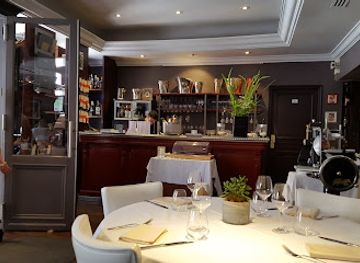 france/reims/les-hautes-promenades/restaurant/au-petit-comptoir