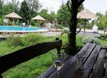 serbia/palic-lake/restaurant/cvetni-salas