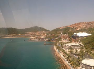 vietnam/nha-trang/vinpearl-land/restaurant/vinpearl-lotus-restaurant