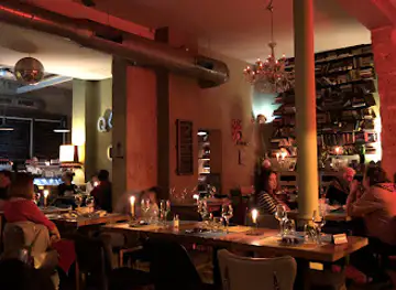 Quina Creu Tapas & Restaurant