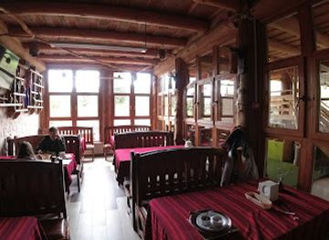 ukraine/pylypets/restaurant/mahur